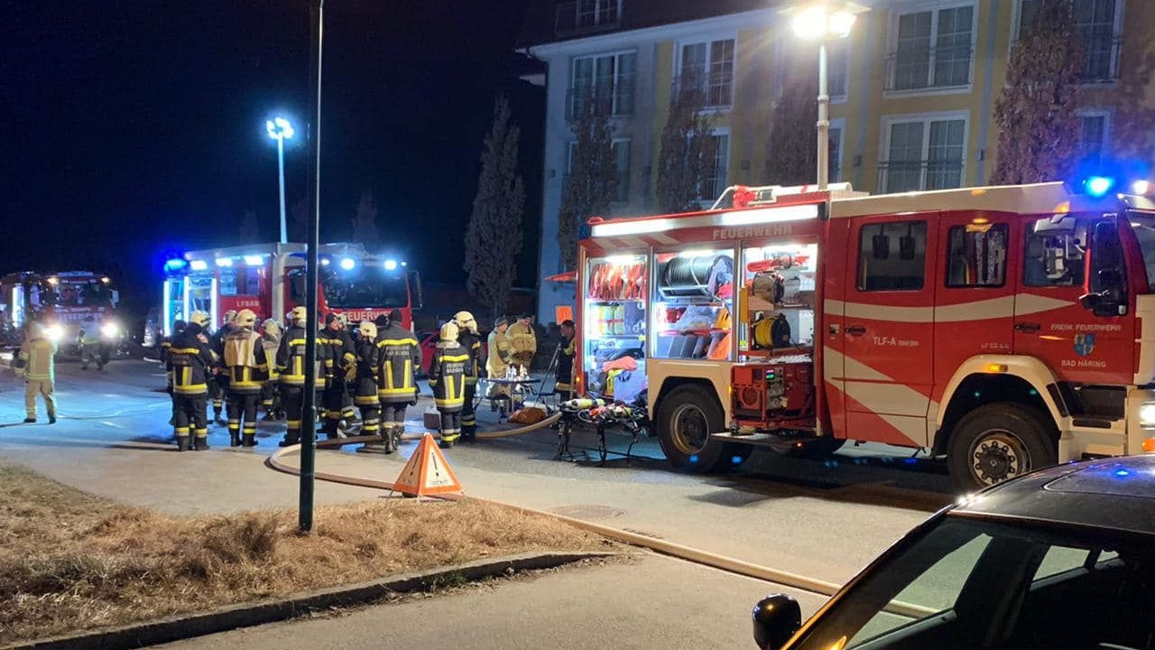 Sauna geht in Flammen auf – Hotelgäste fliehen ins Freie