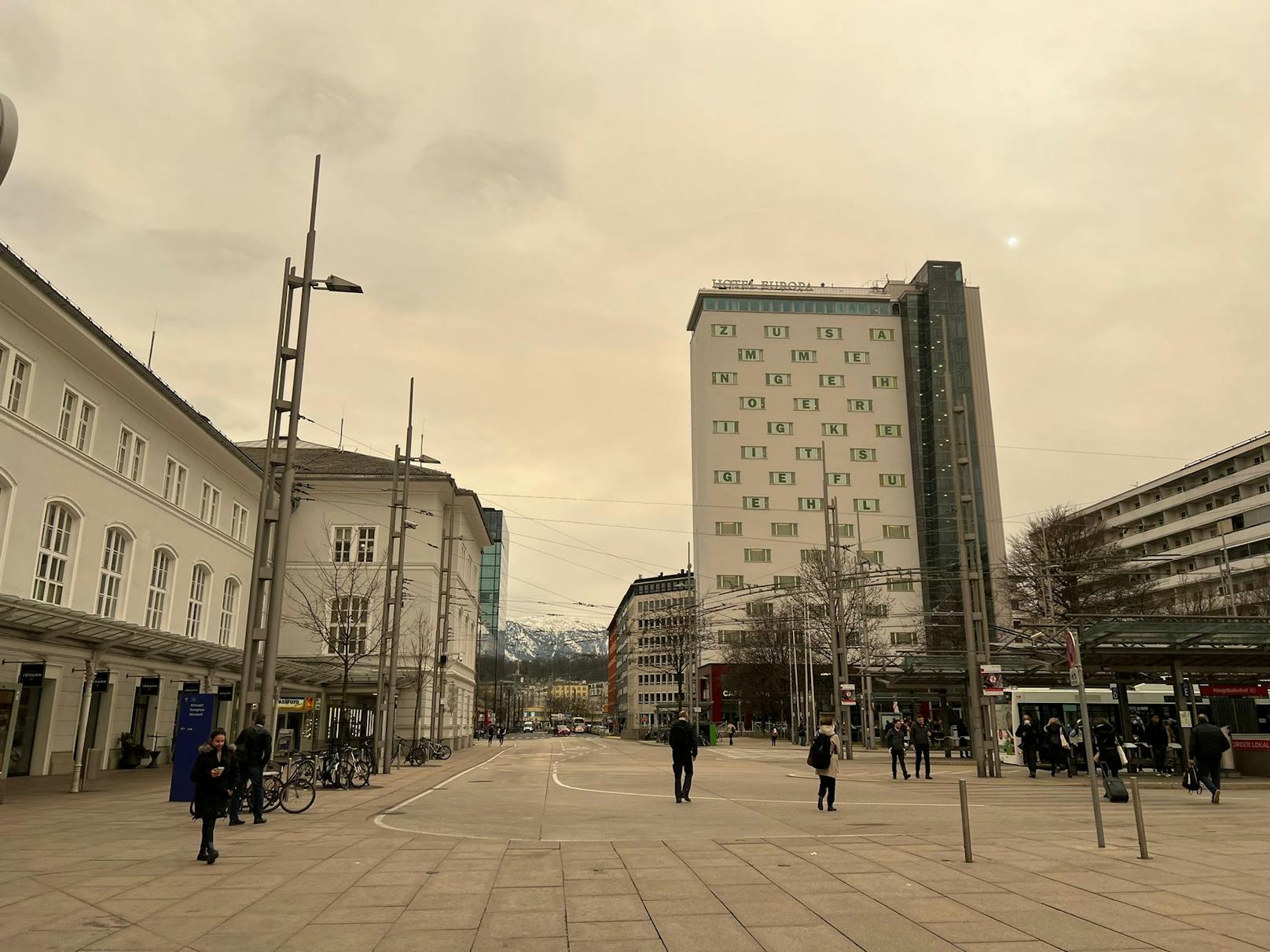 Saharastaub in Salzburg am 15. März 2022.