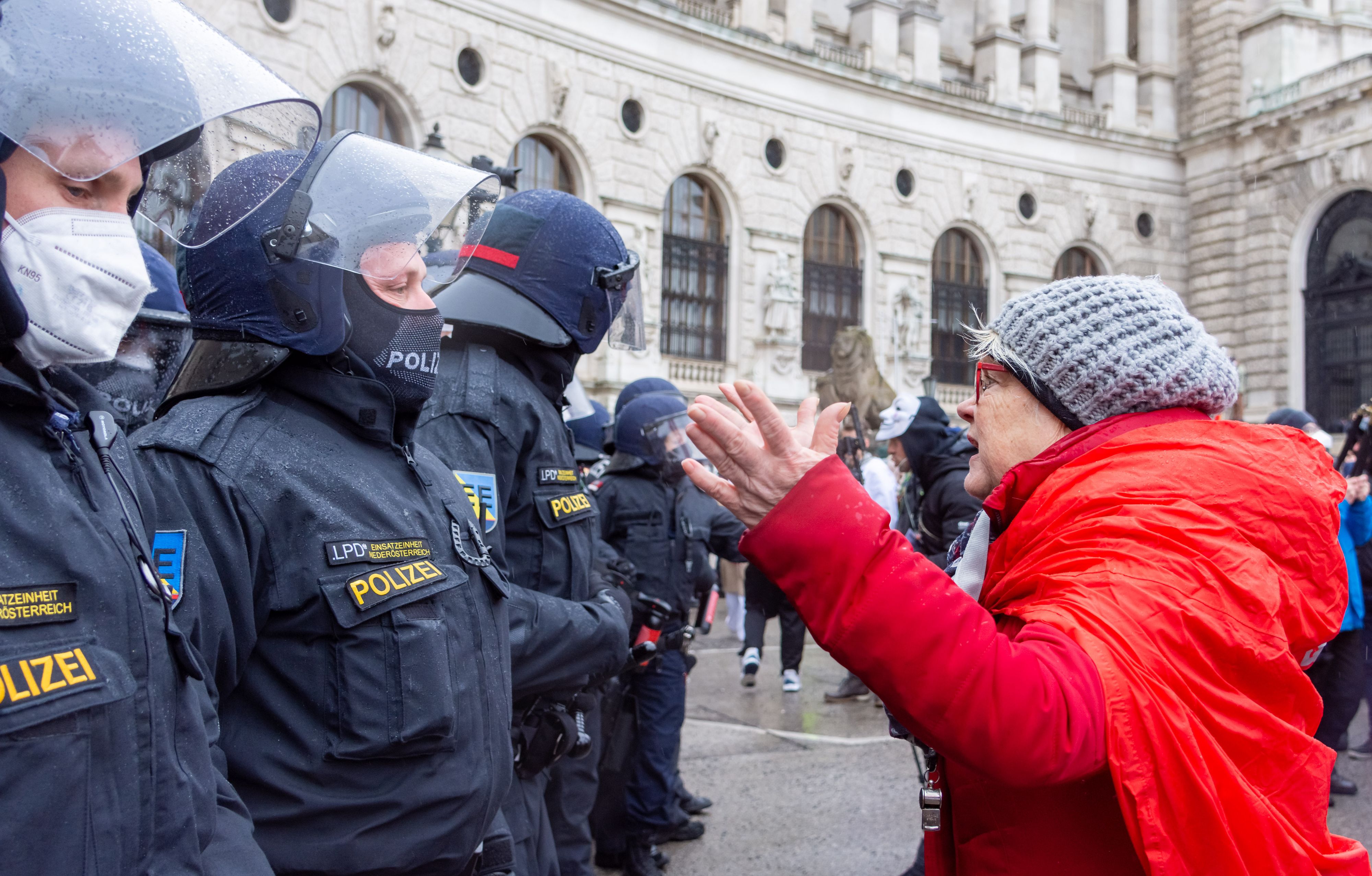 Die FPÖ geht von 20.000 Corona-Strafen seit Pandemiebeginn aus. 