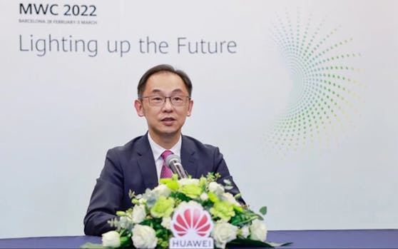 Ryan Ding (Huawei's Executive Director & President Carrier BG) beim MWC 2022.