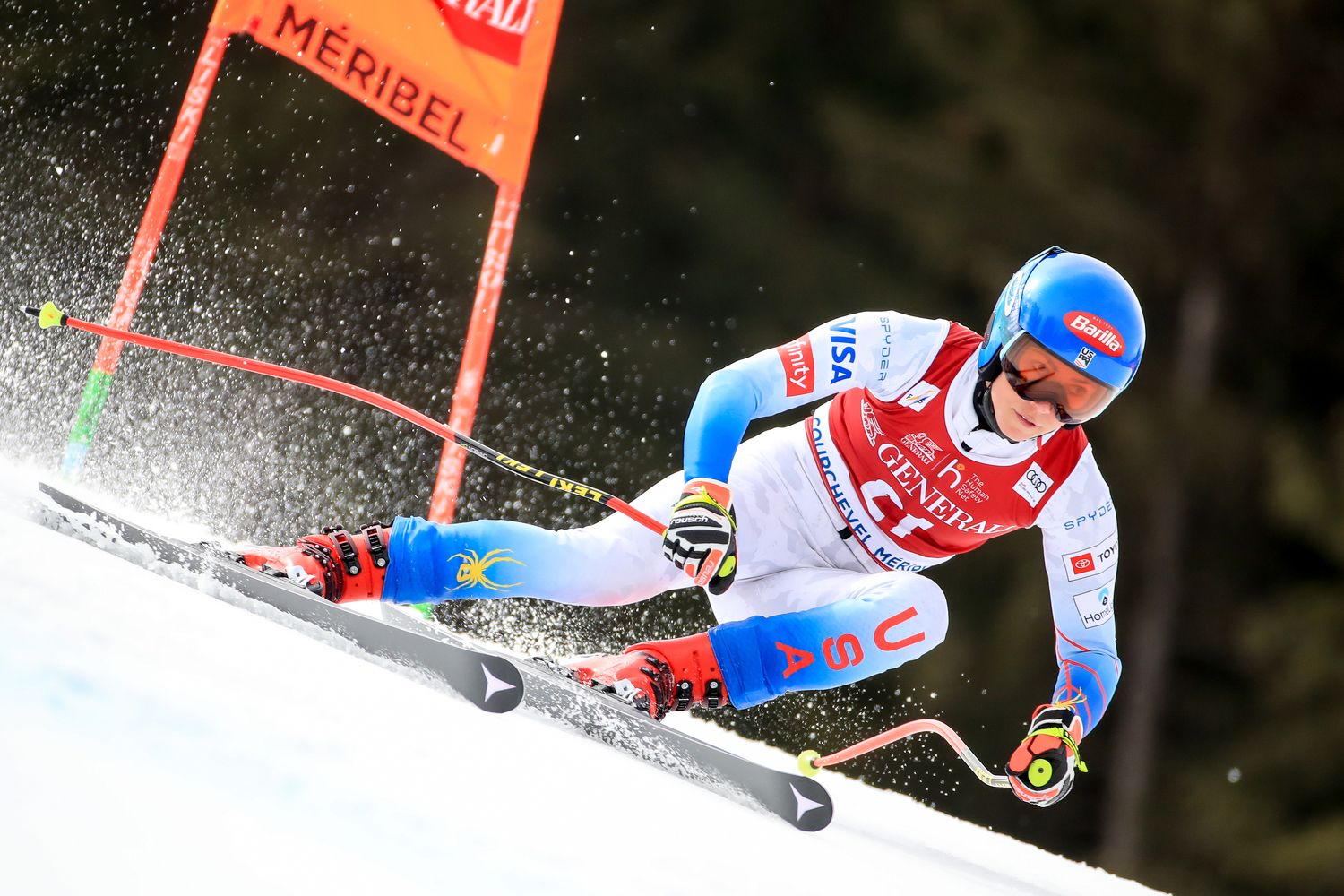 Mikaela Shiffrin fixiert den Gesamtweltcupsieg in der Abfahrt.