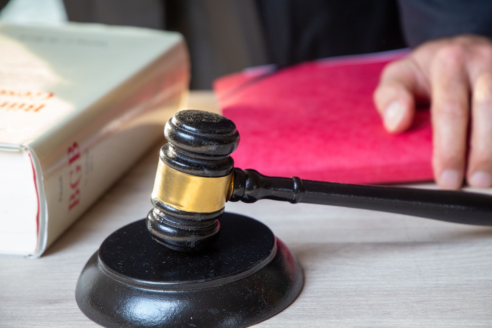 Das Urteil lautet lebenslänglich. 