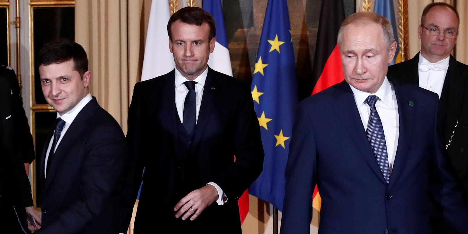 Bisher verhandelten nur ihre Vertreter miteinander. Doch schon bald könnte es direkte Gespräche zwischen Putin und Selenski geben – so wie hier im Dezember 2019 in Paris.