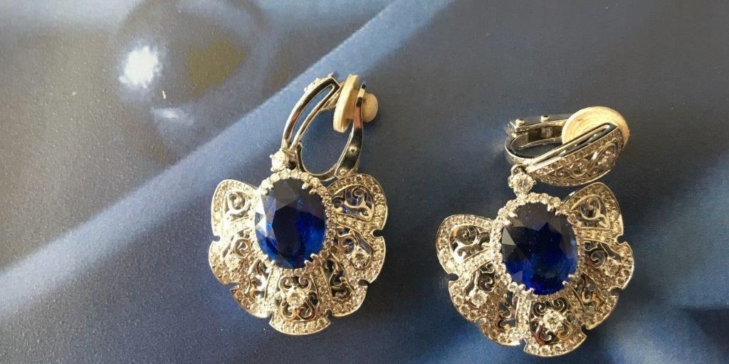 Kneissls Saphir-Ohrringe liegen jetzt in einem Tresor der Republik Österreich.