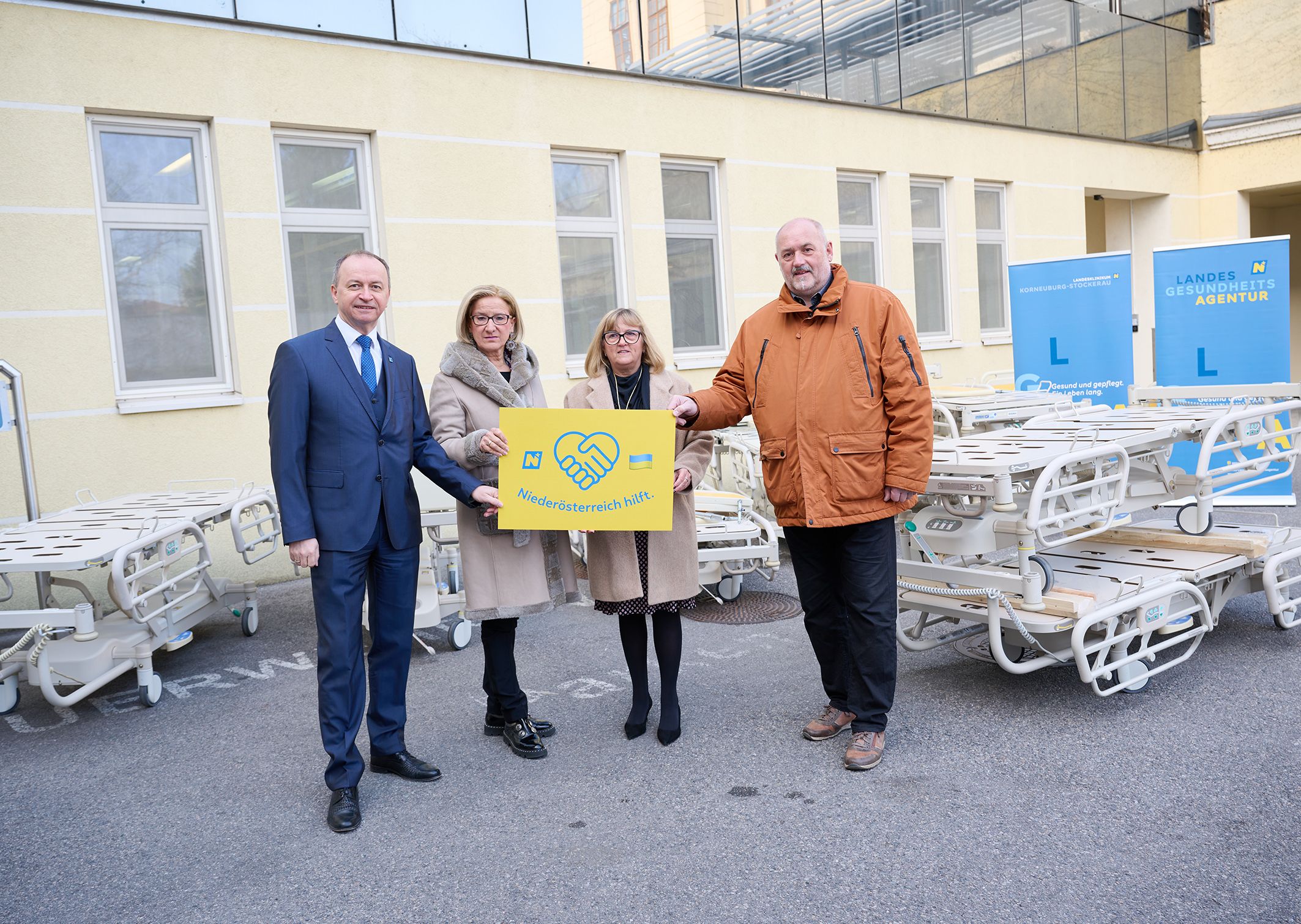 LGA-Vorstand Konrad Kogler (v.l.), Landeshauptfrau Johanna Mikl-Leitner, Brigitte Straub (Landesklinikum Korneuburg-Stockerau) und Karl Binder (Landesklinikum Gmünd)