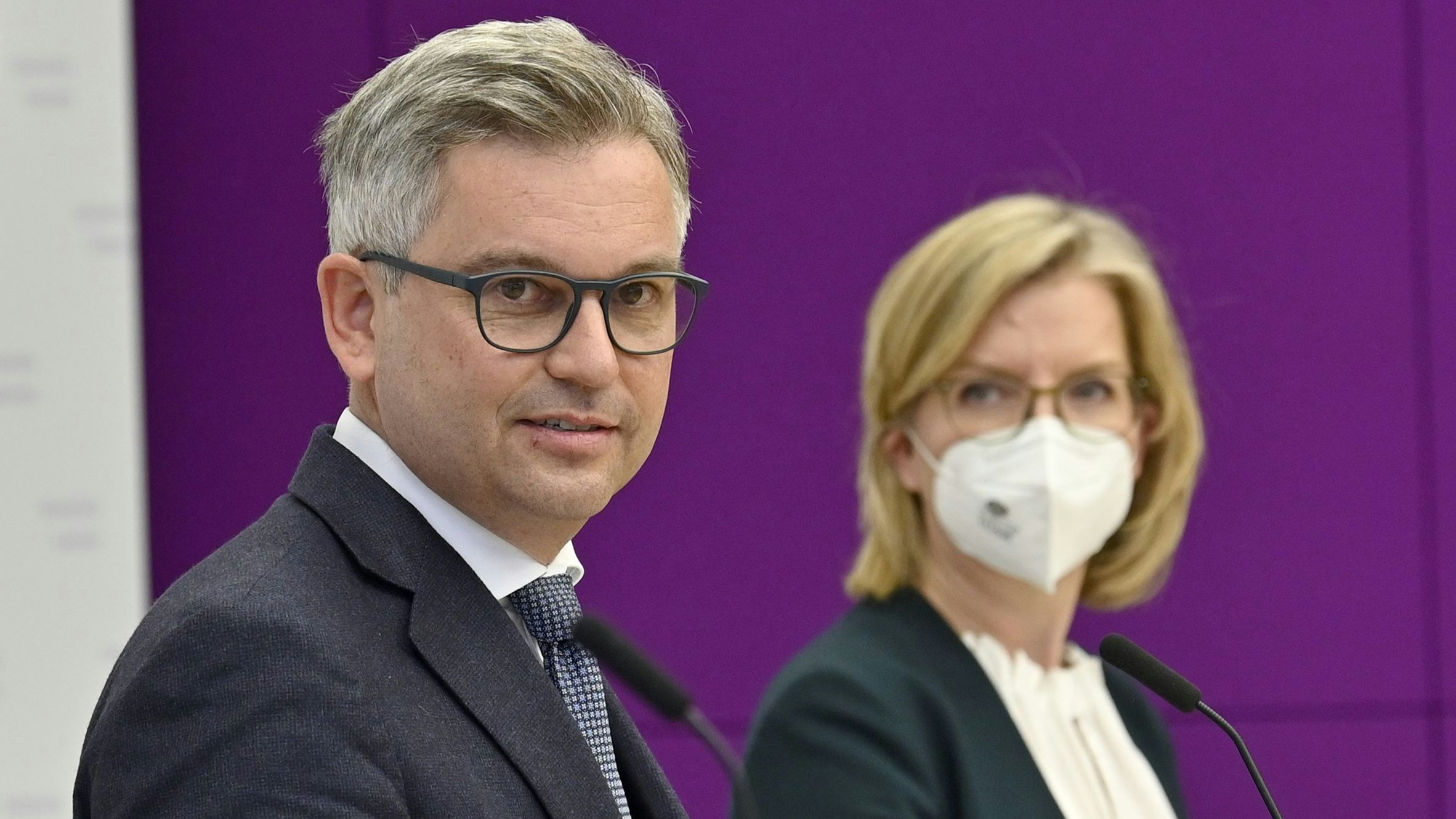 Finanz- und Klimaministerium werden am Sonntag neue Maßnahmen gegen die Teuerung vorstellen.