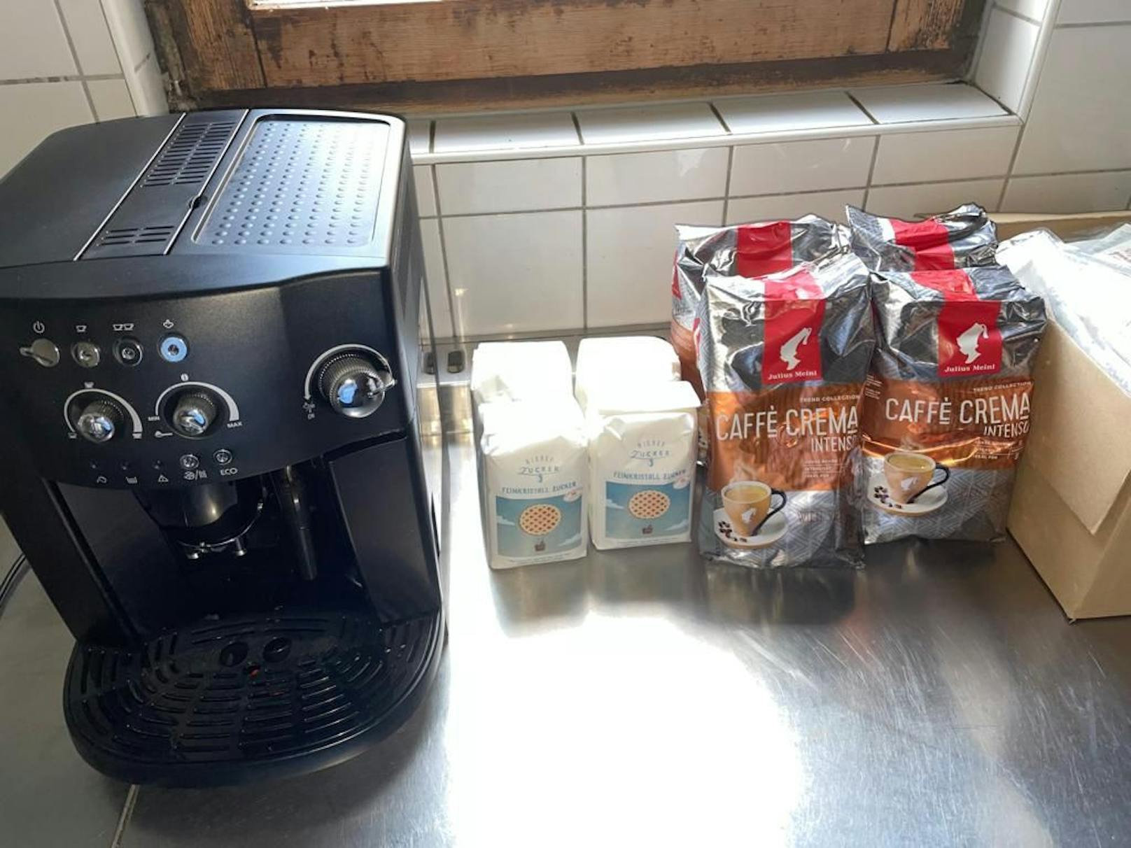 Kaffeevollautomat in der Küche