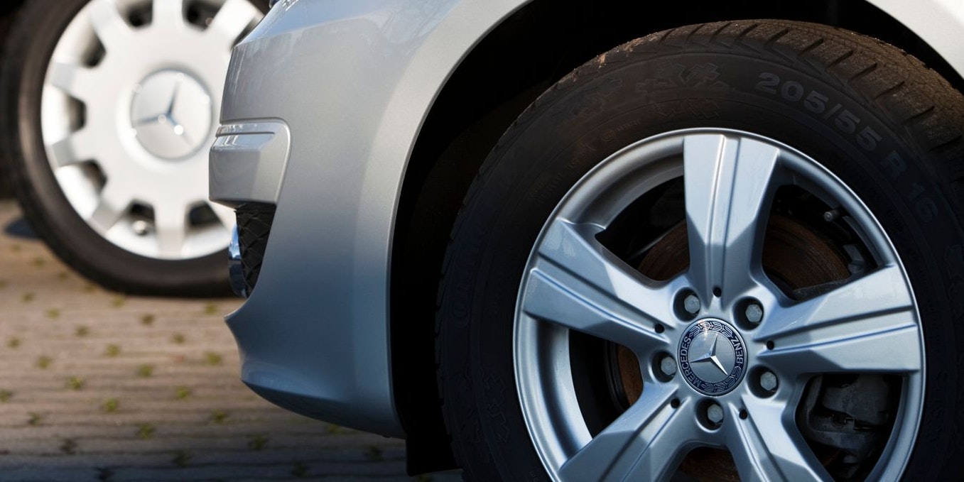 Symbolfoto von Mercedes Reifen.