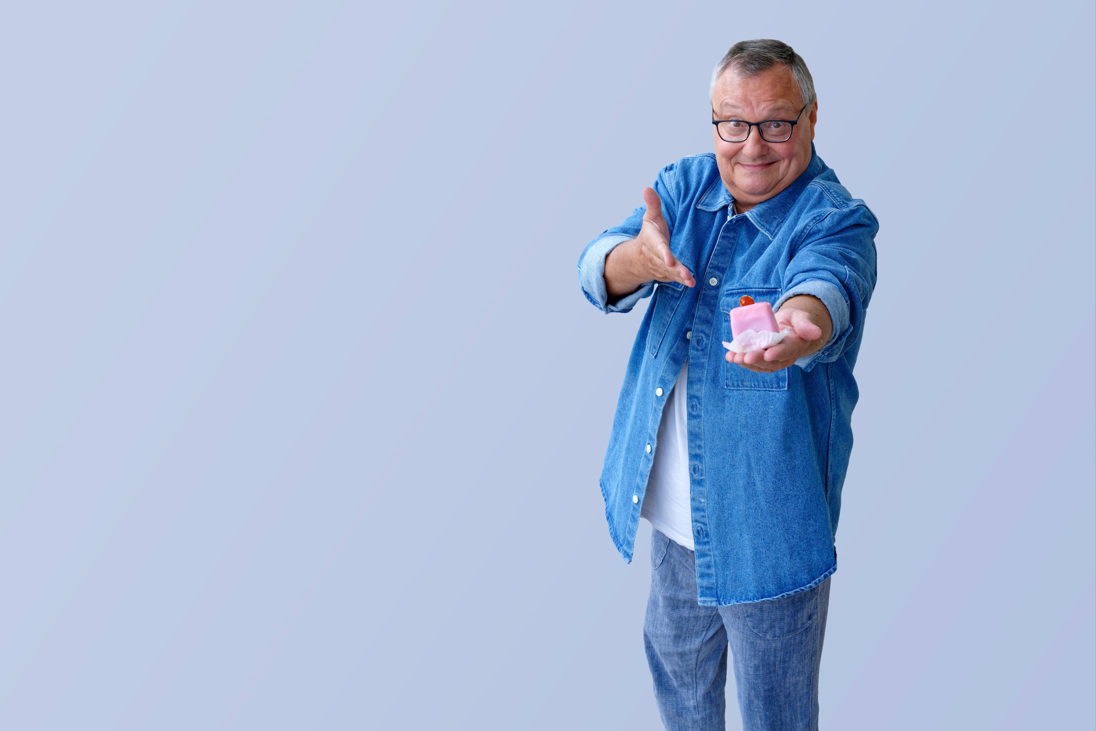 Er freut sich nicht über den Punschkrapfen?