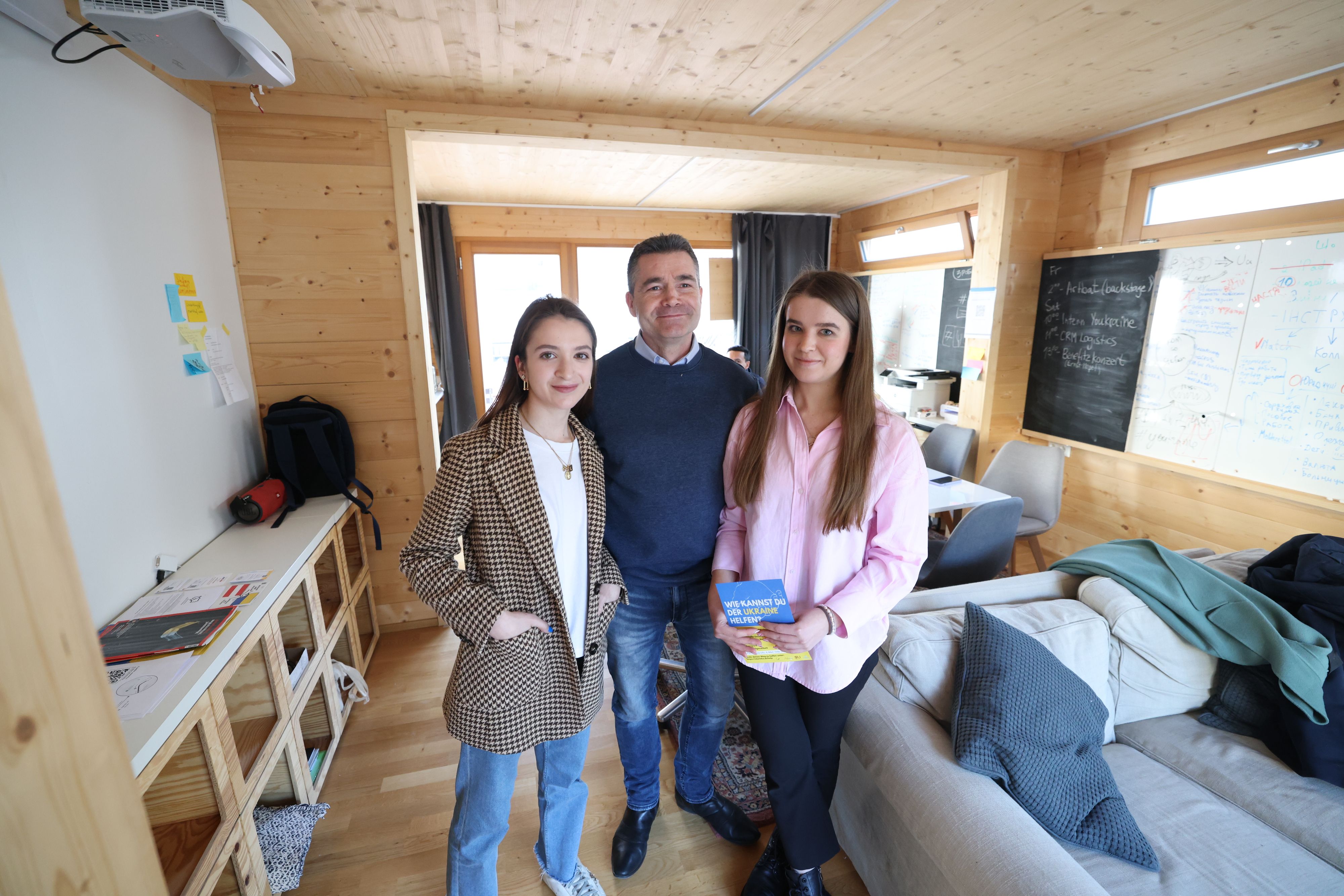 Lina Barinova, Thomas Maurer, Daria Dalichuk