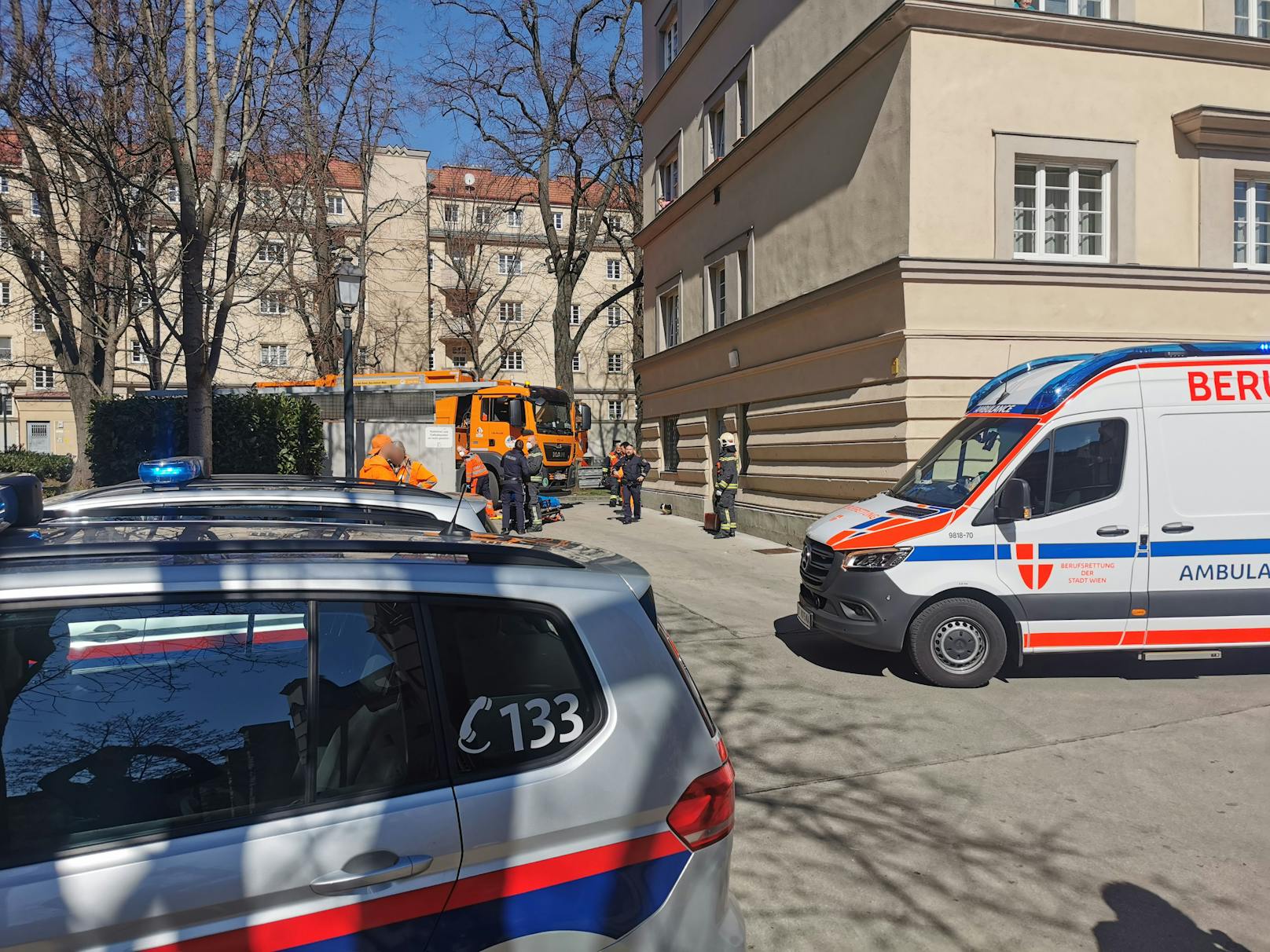 Schwerer Verkehrsunfall in Wien-Ottakring