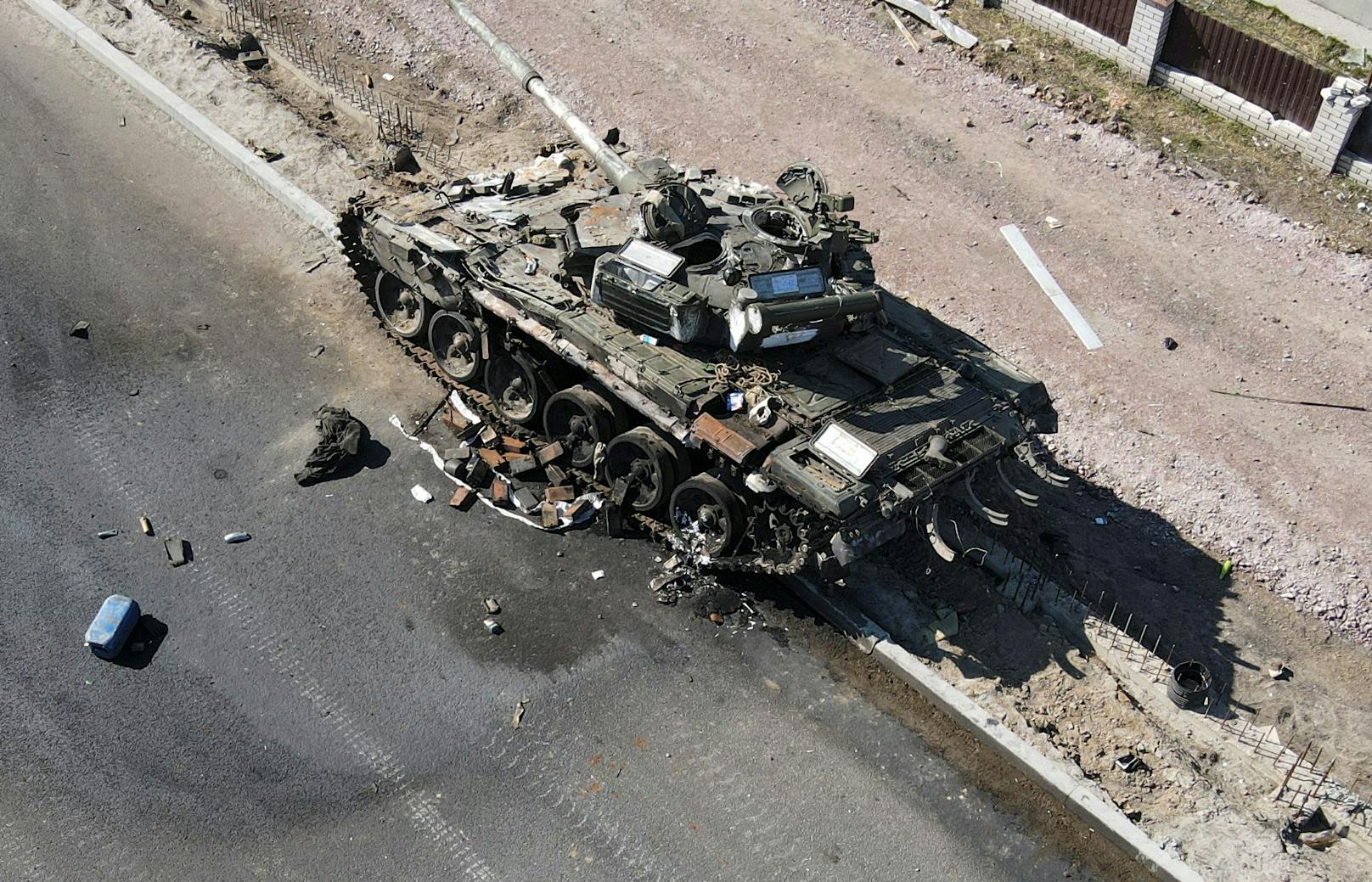 Auf ihrem Vormarsch hat die russische Armee bereits laut ukrainischen Angaben hunderte Panzer verloren.
