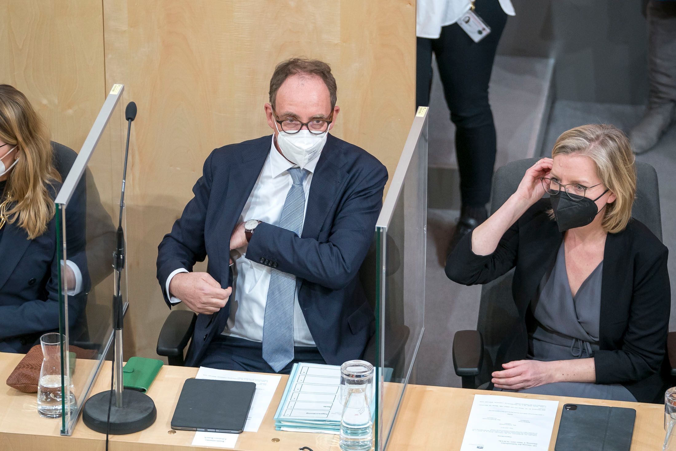 Fünf PCR- und fünf Schnelltests kriegt man vom Gesundheitsminister – aber nur, wenn man älter als zehn Jahre ist.