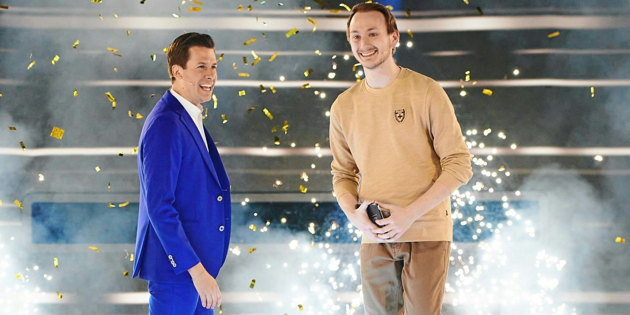 Erst getrennt,  jetzt ist Robert (rechts) reich. 