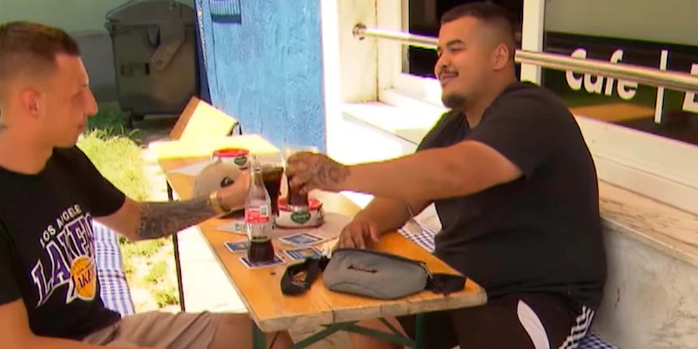 Daniel und Karim haben keine Lust auf einen Job.