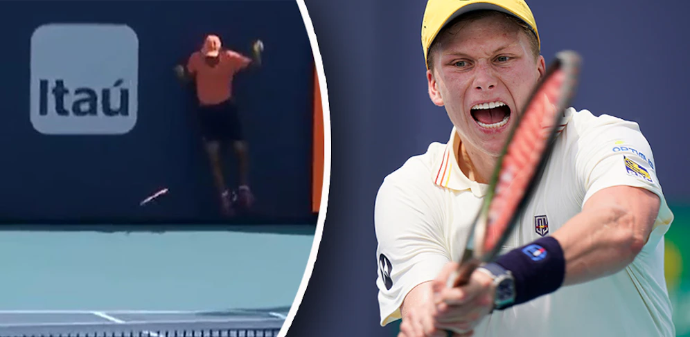 Jenson Brooksby trifft ein Ballkind mit dem Schläger. 