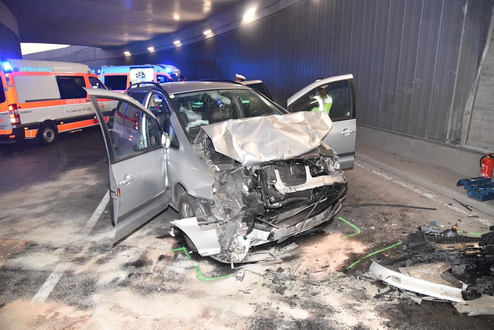 5 Verletzte bei Unfall 