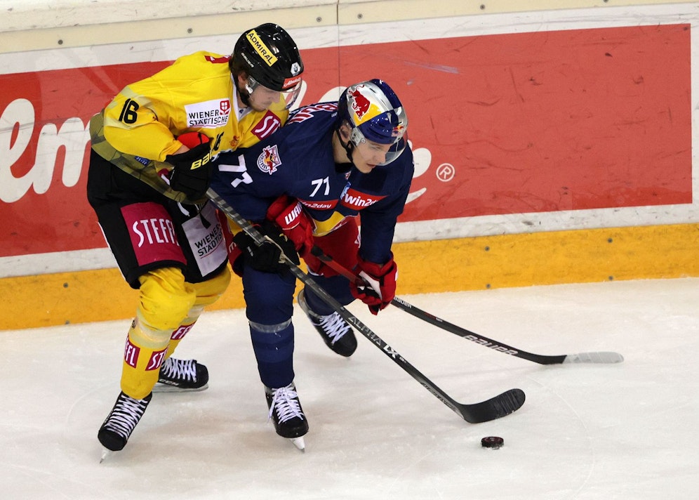 Die Vienna Capitals im Duell mit den Red Bulls Salzburg. 