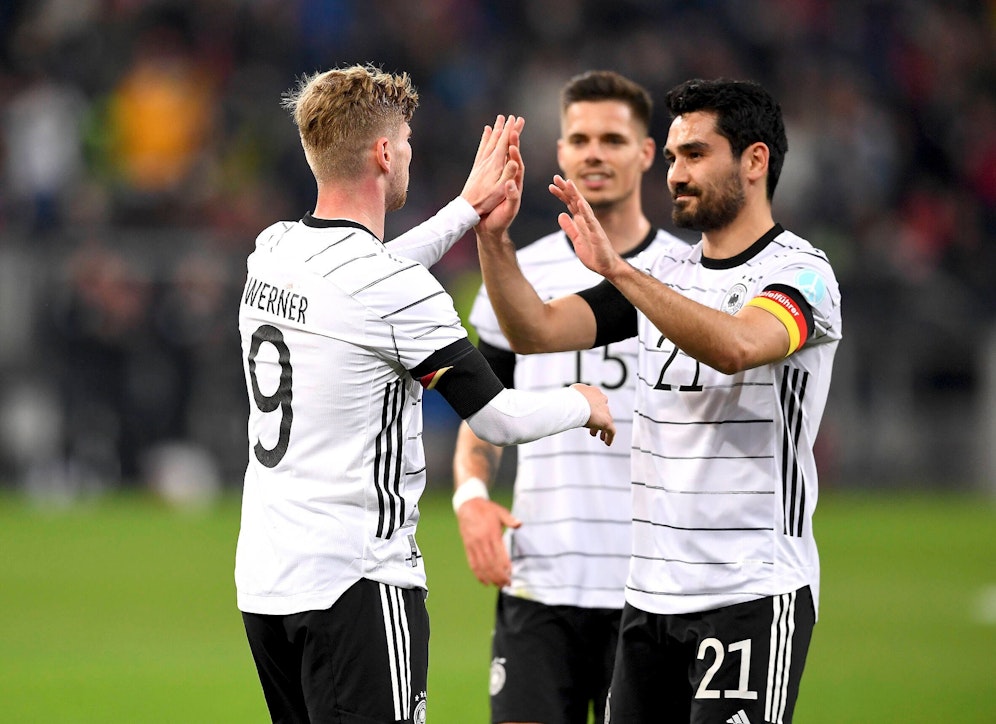 Deutschland feiert einen 2:0-Testspielsieg gegen Israel. 