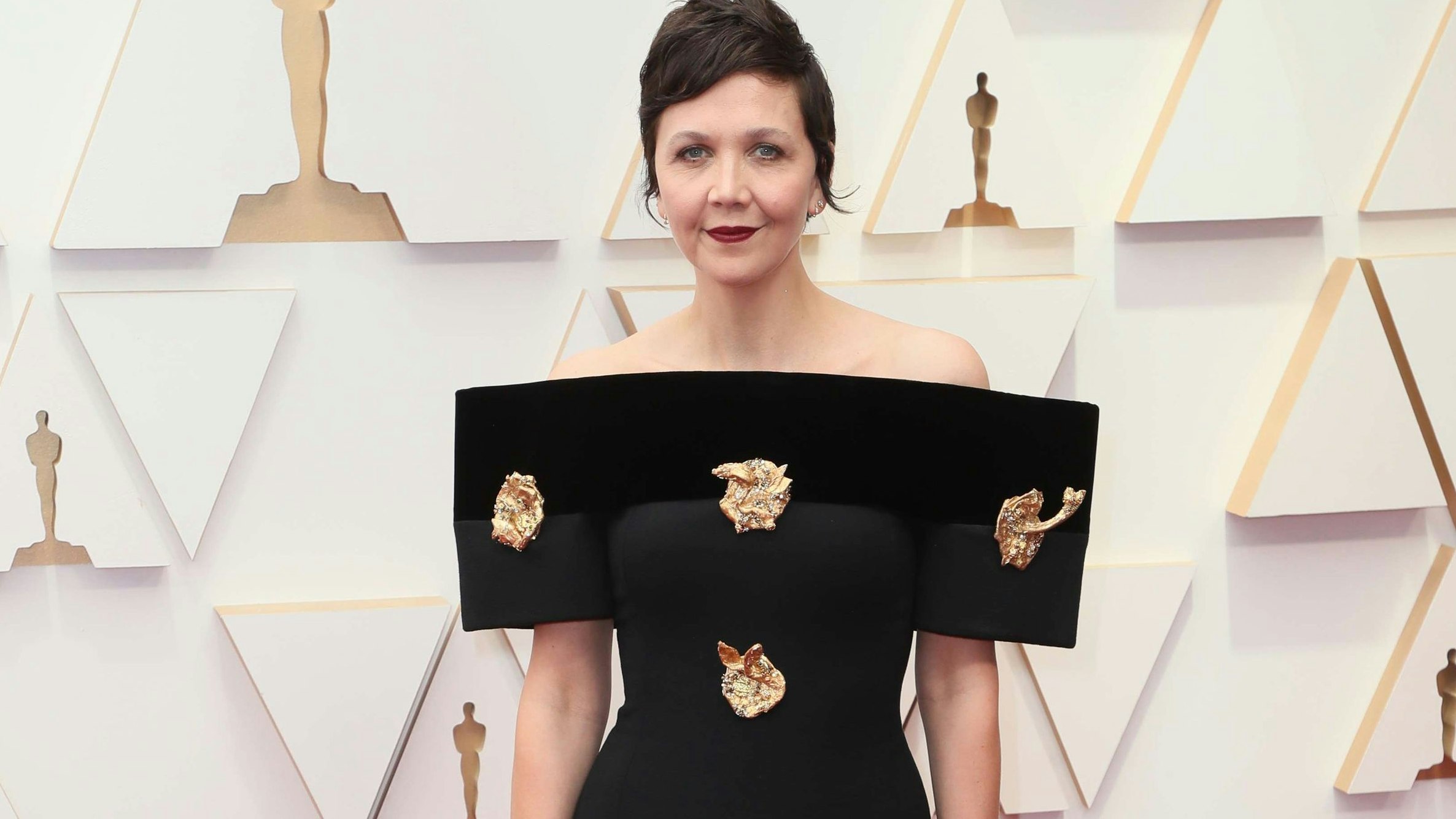 Maggie Gyllenhaal in einem ungewöhnlichen Kleid.