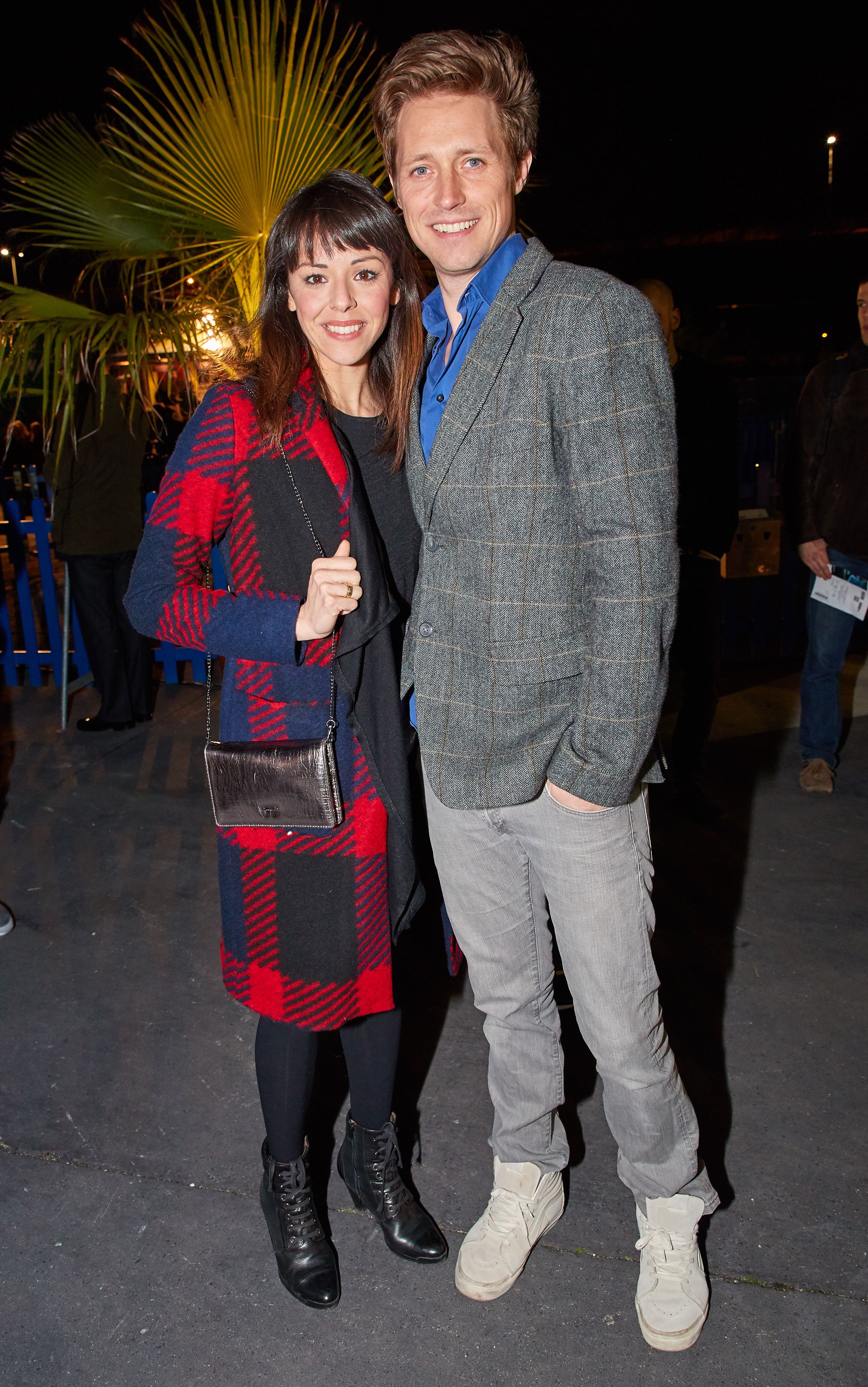 Lukas Perman und Marjan Shaki heißen Zwillinge willkommen.