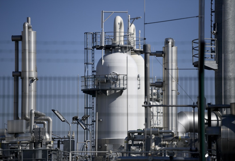 Im Bild: Industrieanlagen am Gelände der 