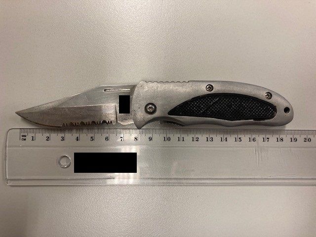 Mit diesem Messer soll sich der 38-Jährige zur Wehr gesetzt haben.