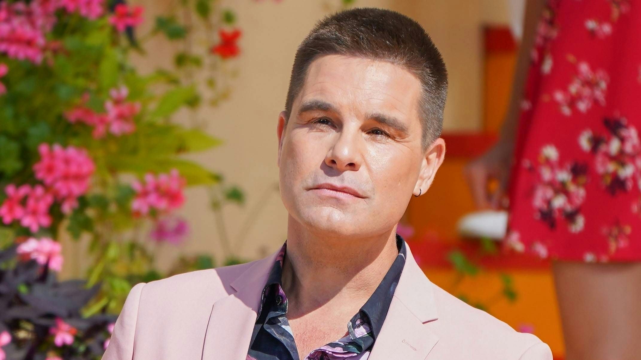 Download von www.picturedesk.com am 30.03.2022 (17:42).  Eloy de Jong bei der ARD Fernsehshow "Immer wieder sonntags" im Europa-Park in Rust bei Freiburg, Deutschland, 18. Juli 2021. - 20210718_PD10936 - Rechteinfo: Rights Managed (RM) Fotografische Urheberrechte sind garantiert. Der Kunde selbst hat insbesondere die Persönlichkeitsrechte der abgebildeten Personen in eigener Verantwortung zu beachten (AGBs Punkt 5). Nur für redaktionelle Nutzung!