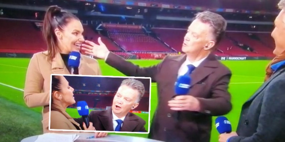 Louis van Gaal versucht, Moderatorin Esther Sedlaczek zu umarmen.