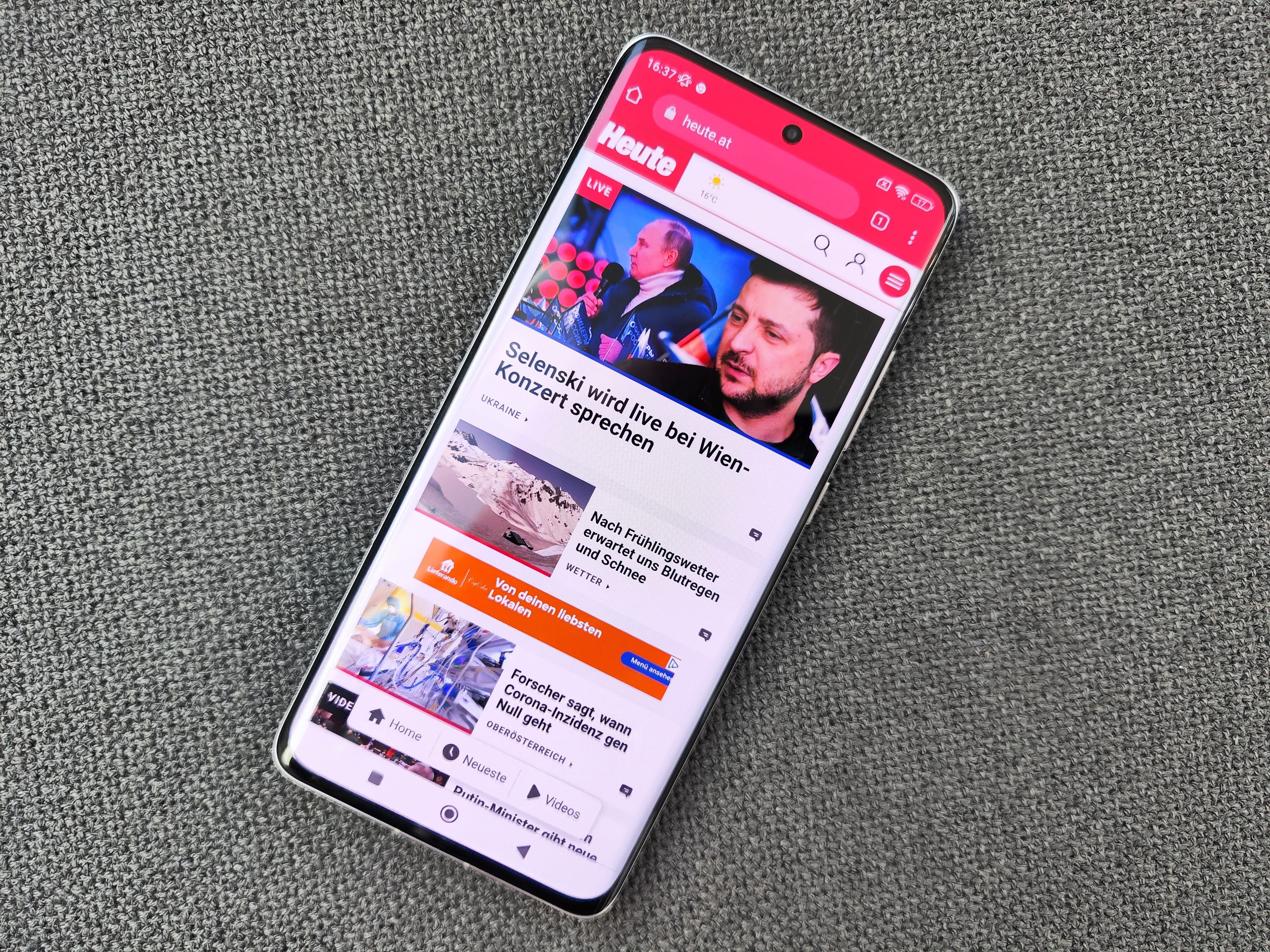 Fantastisches Display: Hohe Helligkeit, tolle Farben, super Kontraste – wie schon unser Eindruck beim Pro-Modell.