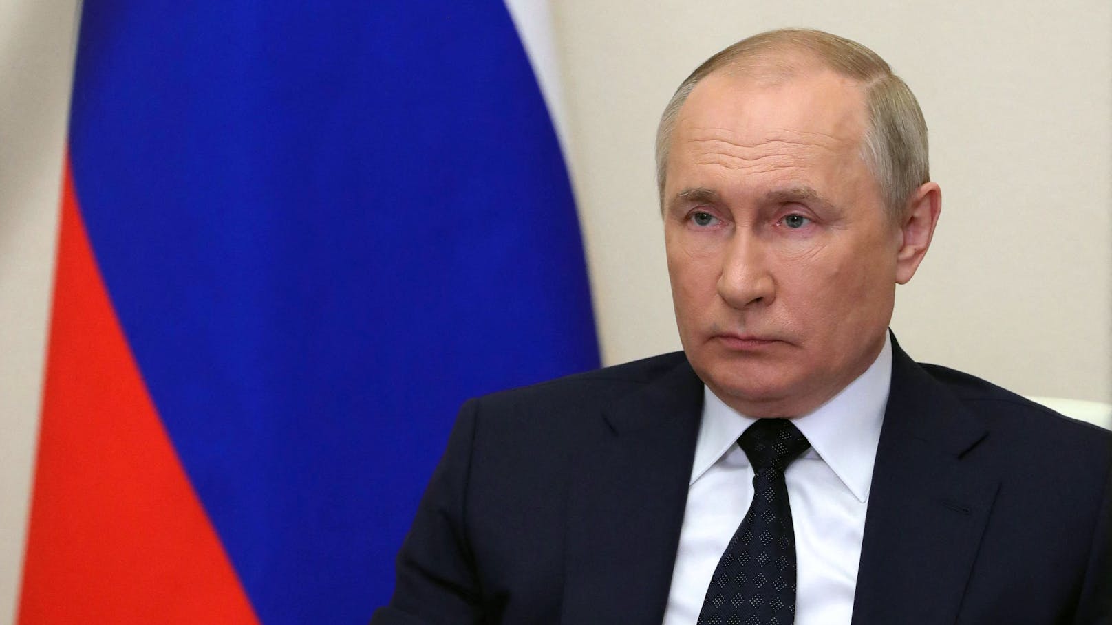 Fragt man im Kreml nach, erfreut sich Putin auch nach 23 Jahren Amtszeit bester Gesundheit. Doch die Gerüchte mehren sich, er würde todkrank sein.
