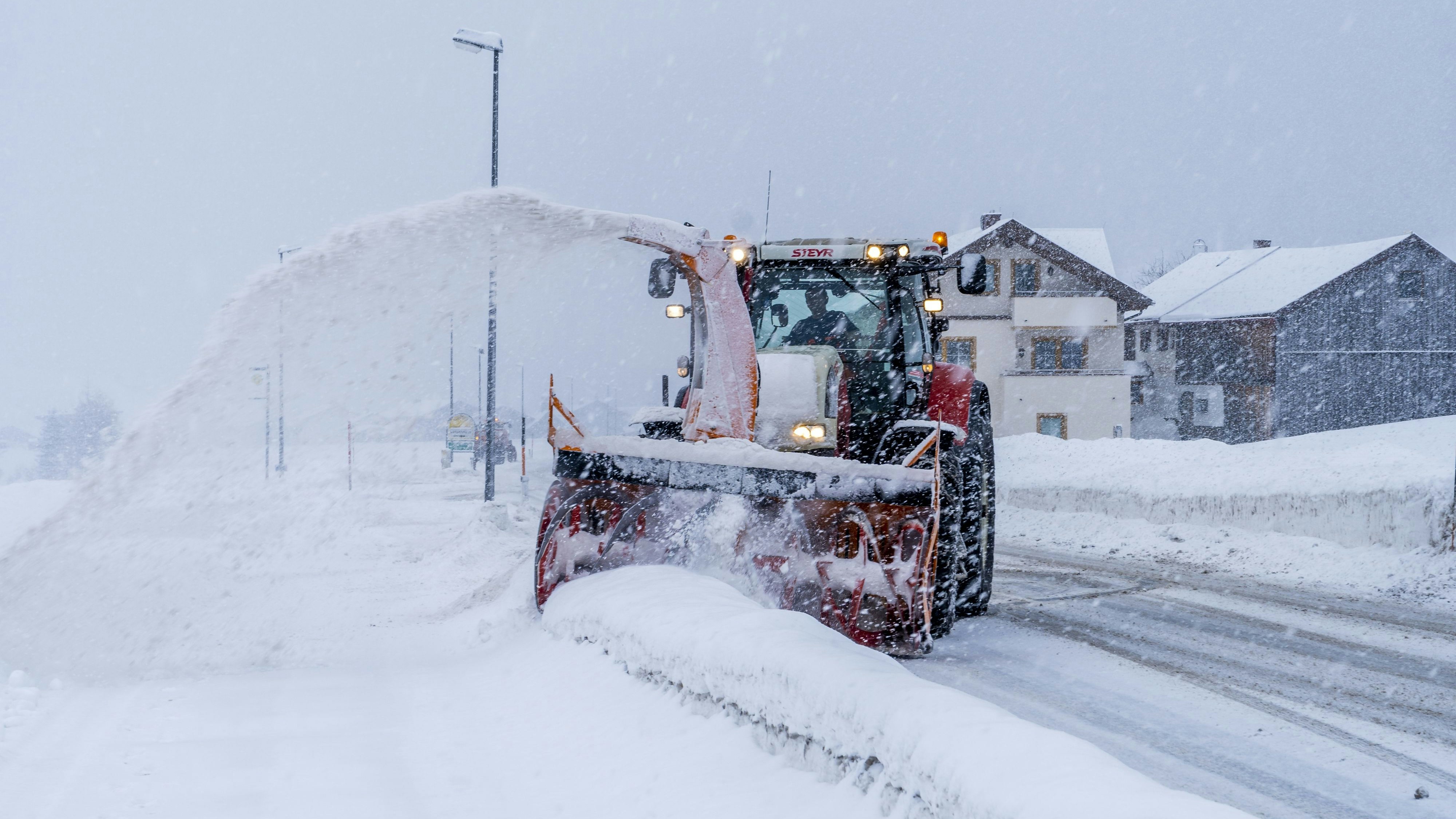 Heftige Schneefälle werden erwartet. (Symbolbild)