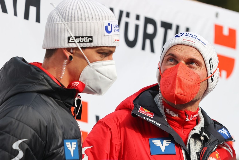 Thomas Thurnbichler (l.), hier im Bild mit Andreas Widhölzl, übernimmt als Trainer von Polen.