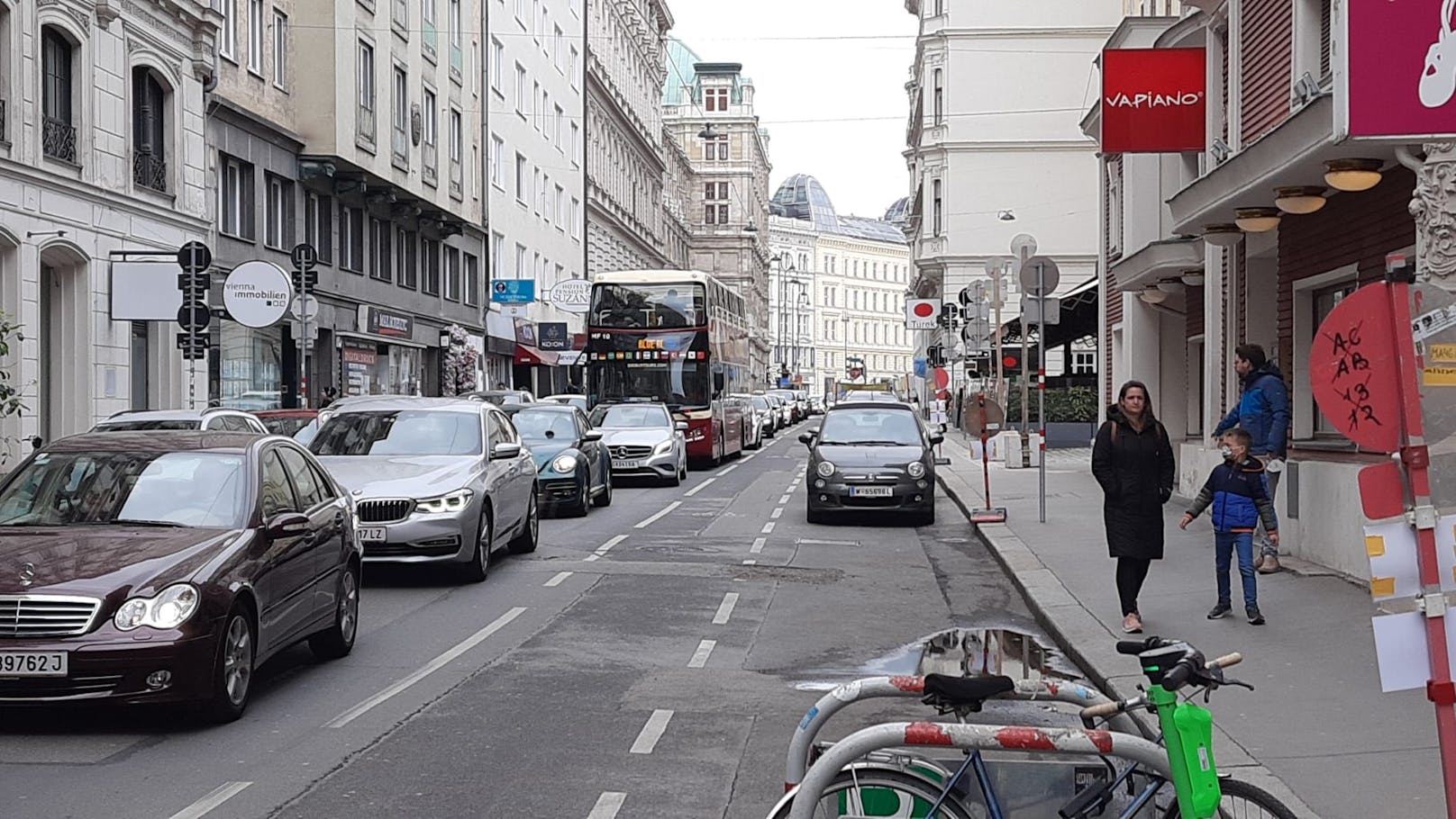 Autolenker mussten sich in Geduld üben.