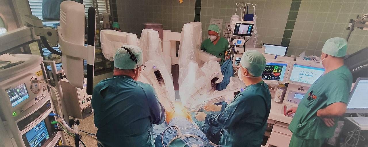 Der OP-Roboter wurde nun erstmals in Linz eingesetzt.