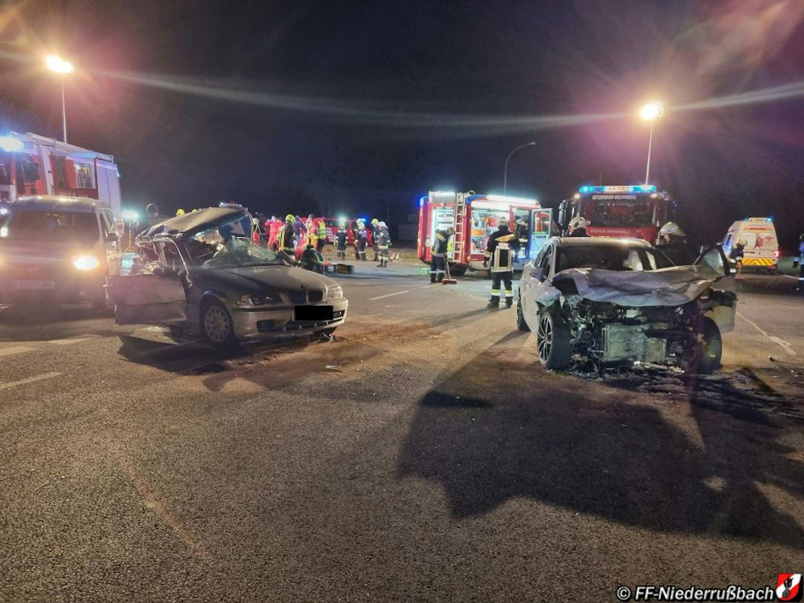 Verkehrsunfall forderte zweit Tote und sechs Verletzte