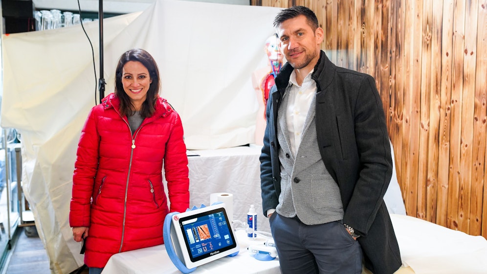 ORF-Moderatorin Lisa Gadenstätter und Leberspezialist Dr. Thomas Reiberger.