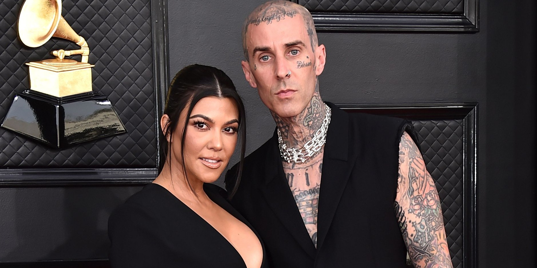 Kourtney Kardashian soll ihren Verlobten Travis Barker in Las Vergas geheiratet haben. 