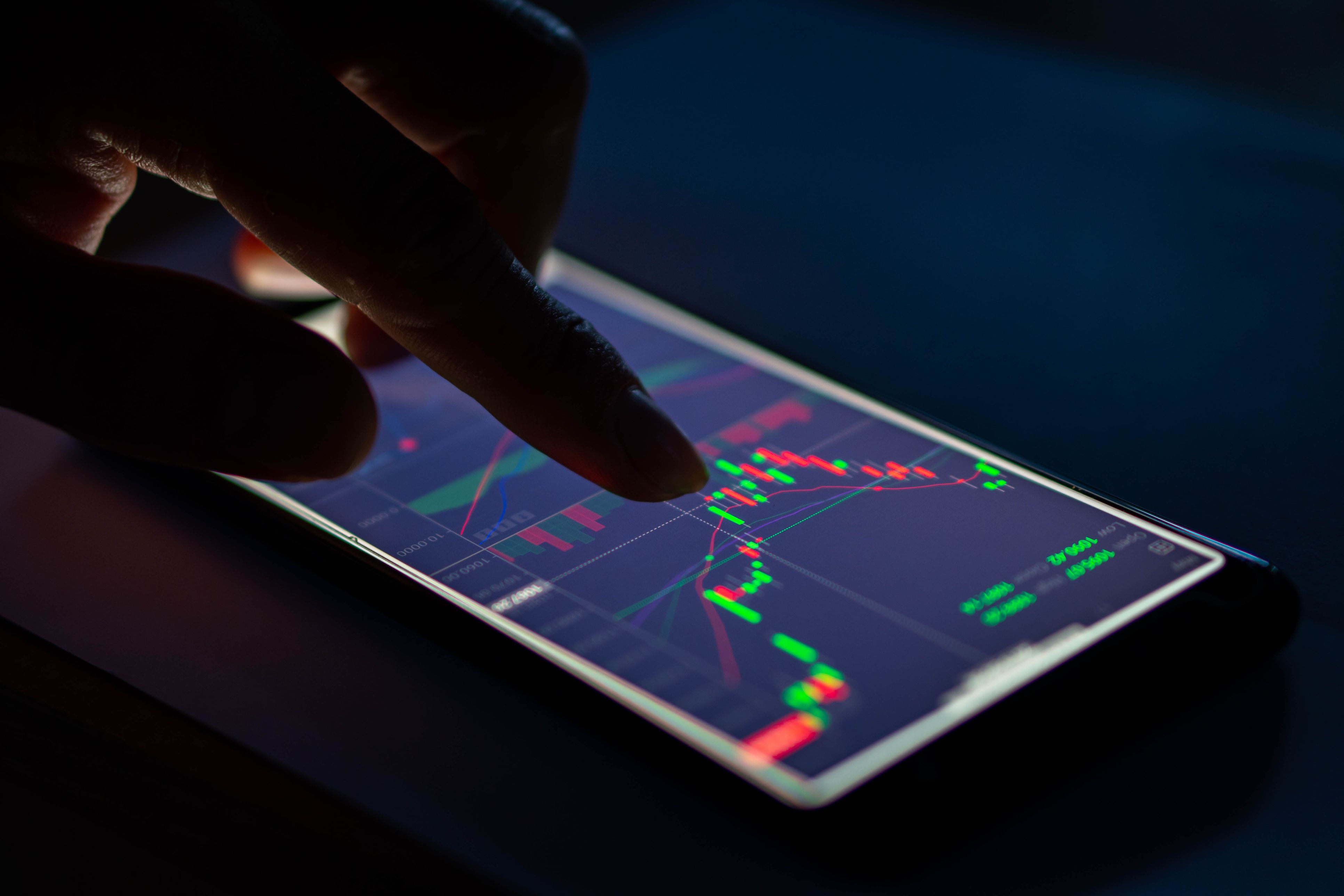 Die Teuerungswelle betrifft jetzt auch die Handys.