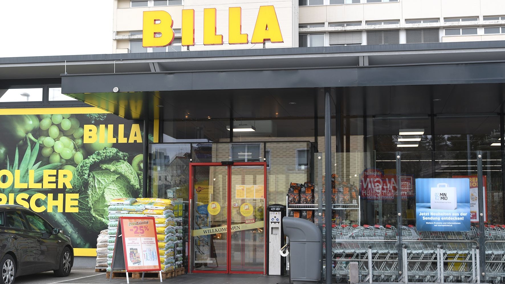 Billa ist eine der Rewe-Ketten, die jetzt die Preise erhöhen werden müssen. (Symbolbild)