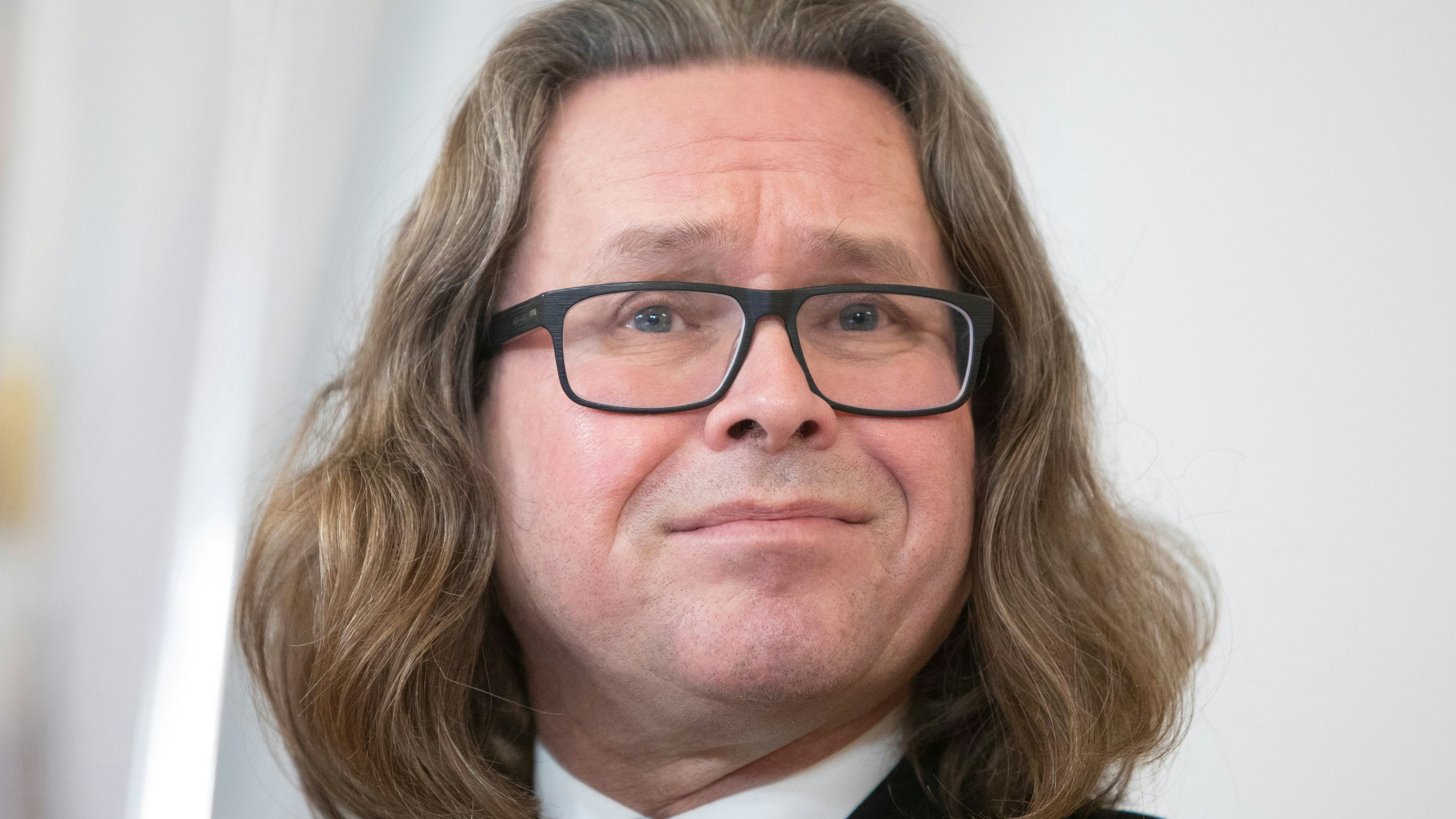 Download von www.picturedesk.com am 07.04.2022 (08:17).  AUSTRIA; VIENNA; 220202; Minister of Education Martin Polaschek in the press foyer after a meeting of the Council of Ministers in the Federal Chancellery in Vienna on February 2, 2022 /// ÖSTERREICH; WIEN; 220202; Bildungsminister Martin Polaschek beim Pressefoyer nach einer Sitzung des Ministerrates im Bundeskanzleramt in Wien am 2. Februar 2022  _ - 20220202_PD4518 - Rechteinfo: Rights Managed (RM)