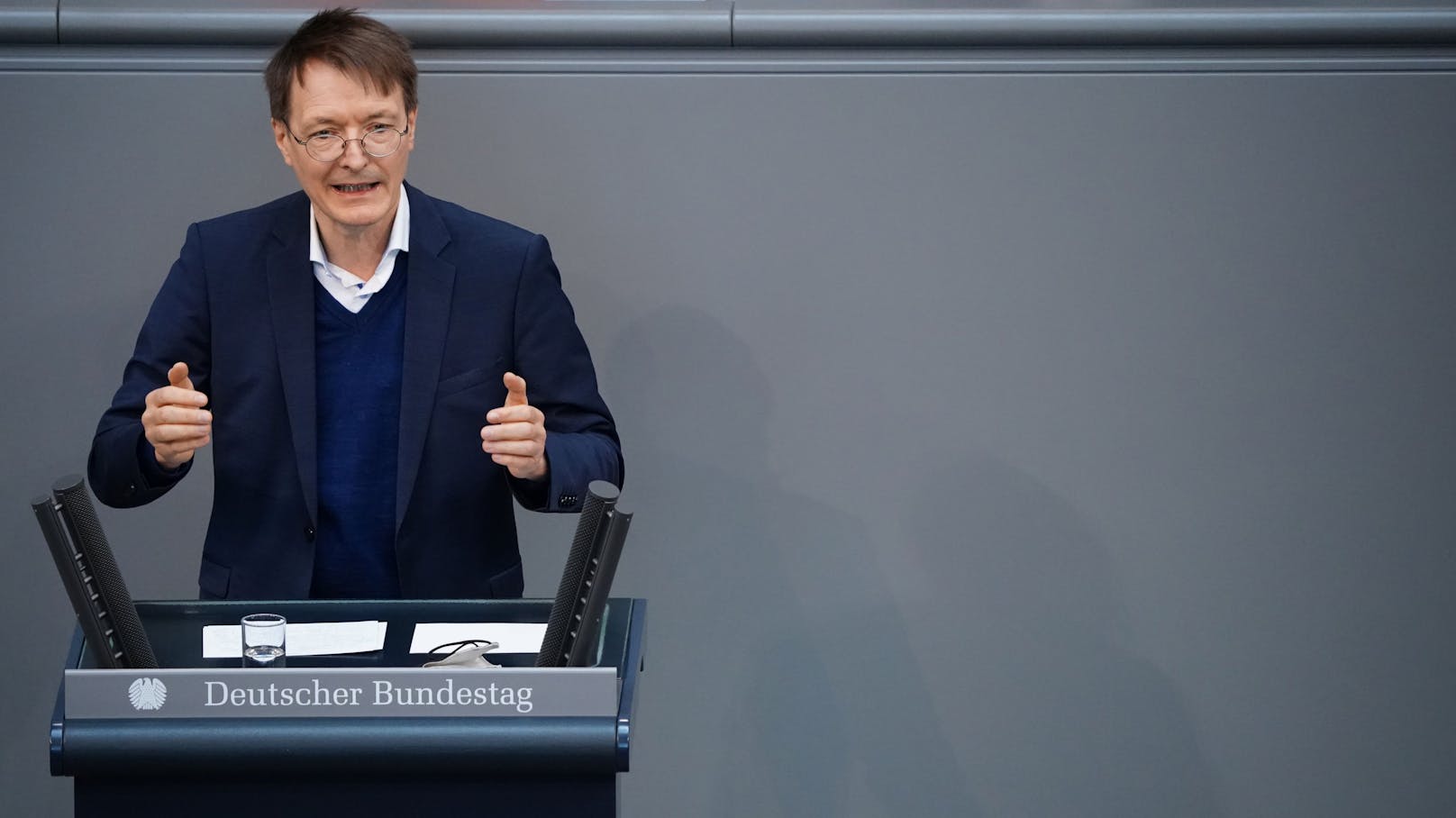 Auch Impfpflicht ab 60 scheitert im Deutschen Bundestag