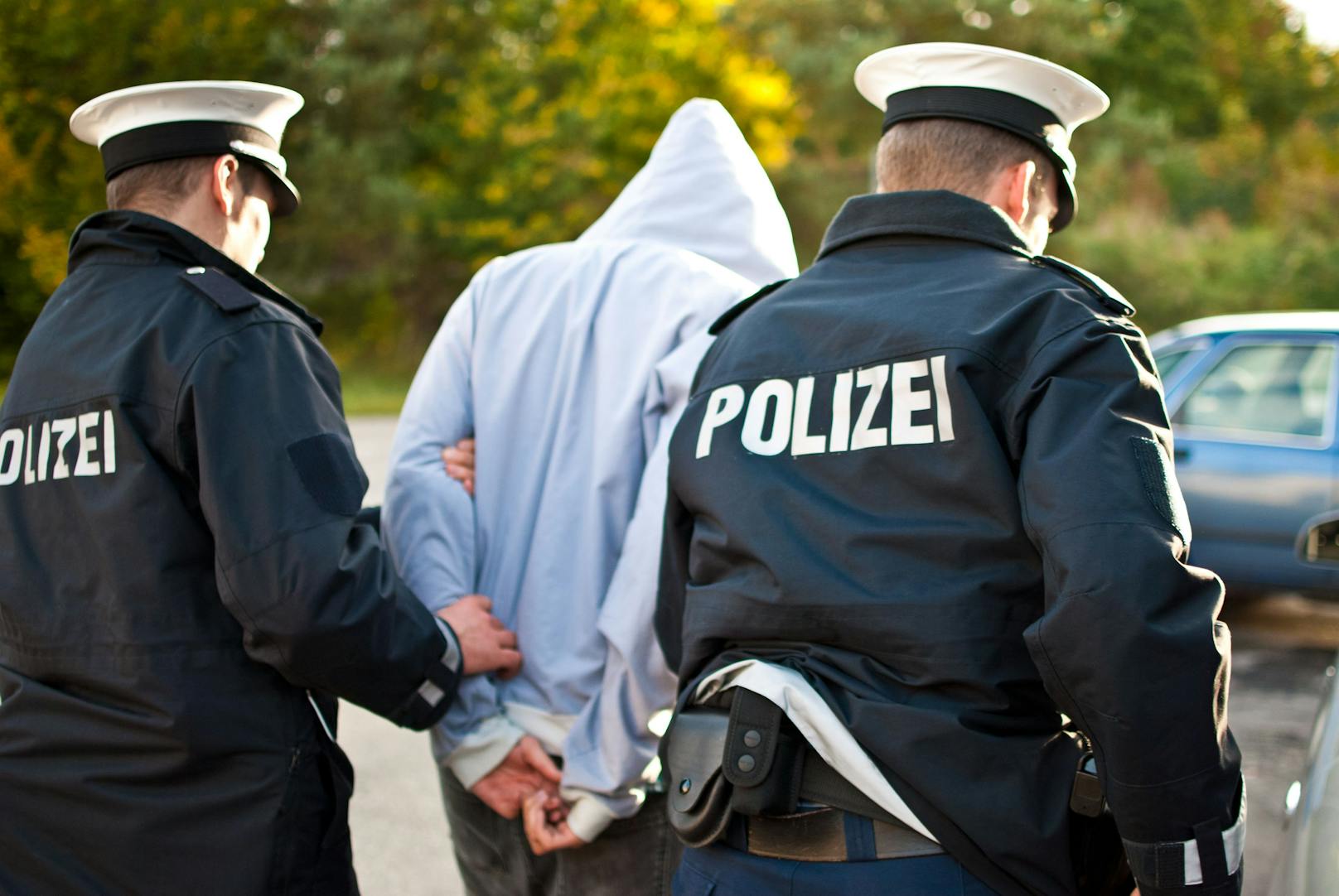 Polizei schnappt Brutalo-Räuber (13, 14) bei ihren Eltern