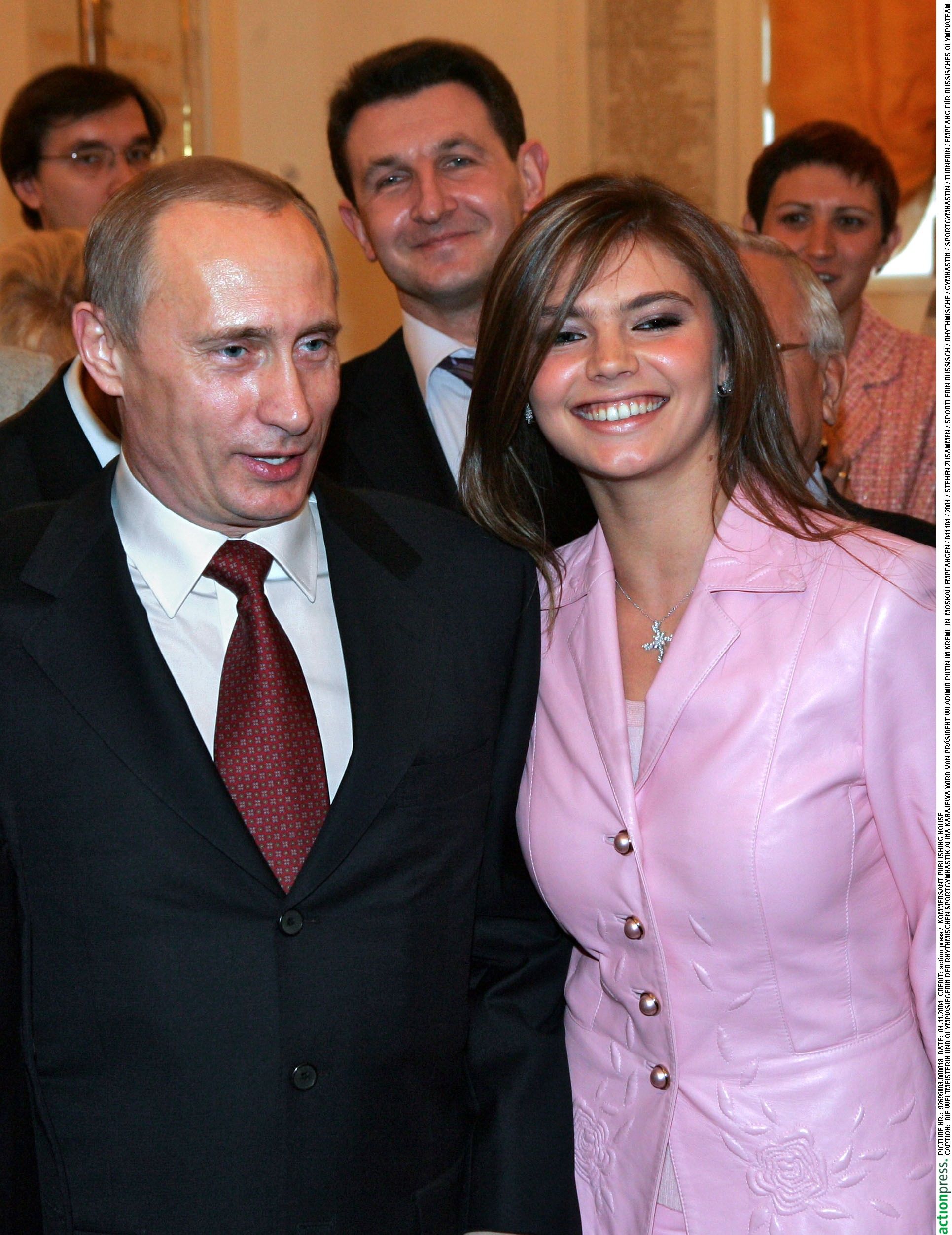 Schon seit 2001 soll die Ex-Sportlerin <strong>Alina Kabajewa</strong> die Dauer-Affäre Putins sein. 