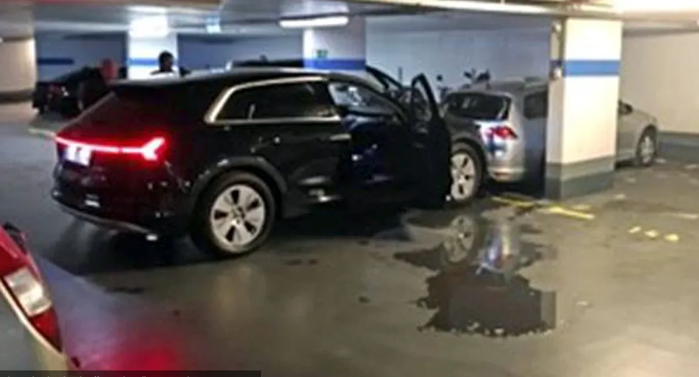 Koglers geschrotteter Dienst-Audi.