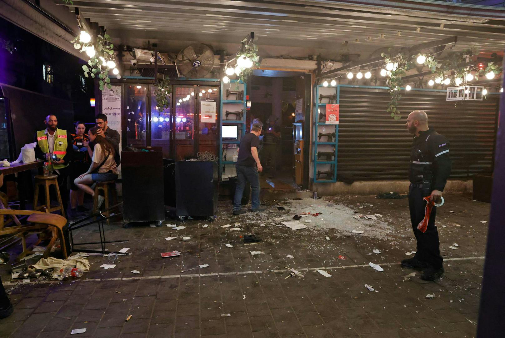 In Tel Aviv kamen am Donnerstagabend (07. April 2022) mindestens zwei Personen bei einem Anschlag ums Leben. 