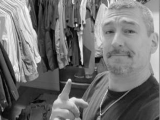 Arian Taherzadeh zeigte sich in Bildern mit Ausrüstung des Geheimdienstes: Der 40-Jährige wurde am 6. April 2022 in Washington D.C. festgenommen.