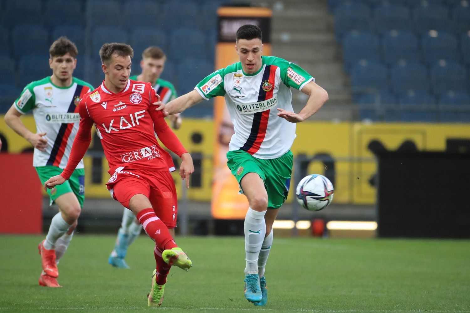 Rene Kriwak traf zum 2:2-Ausgleich für Rapid