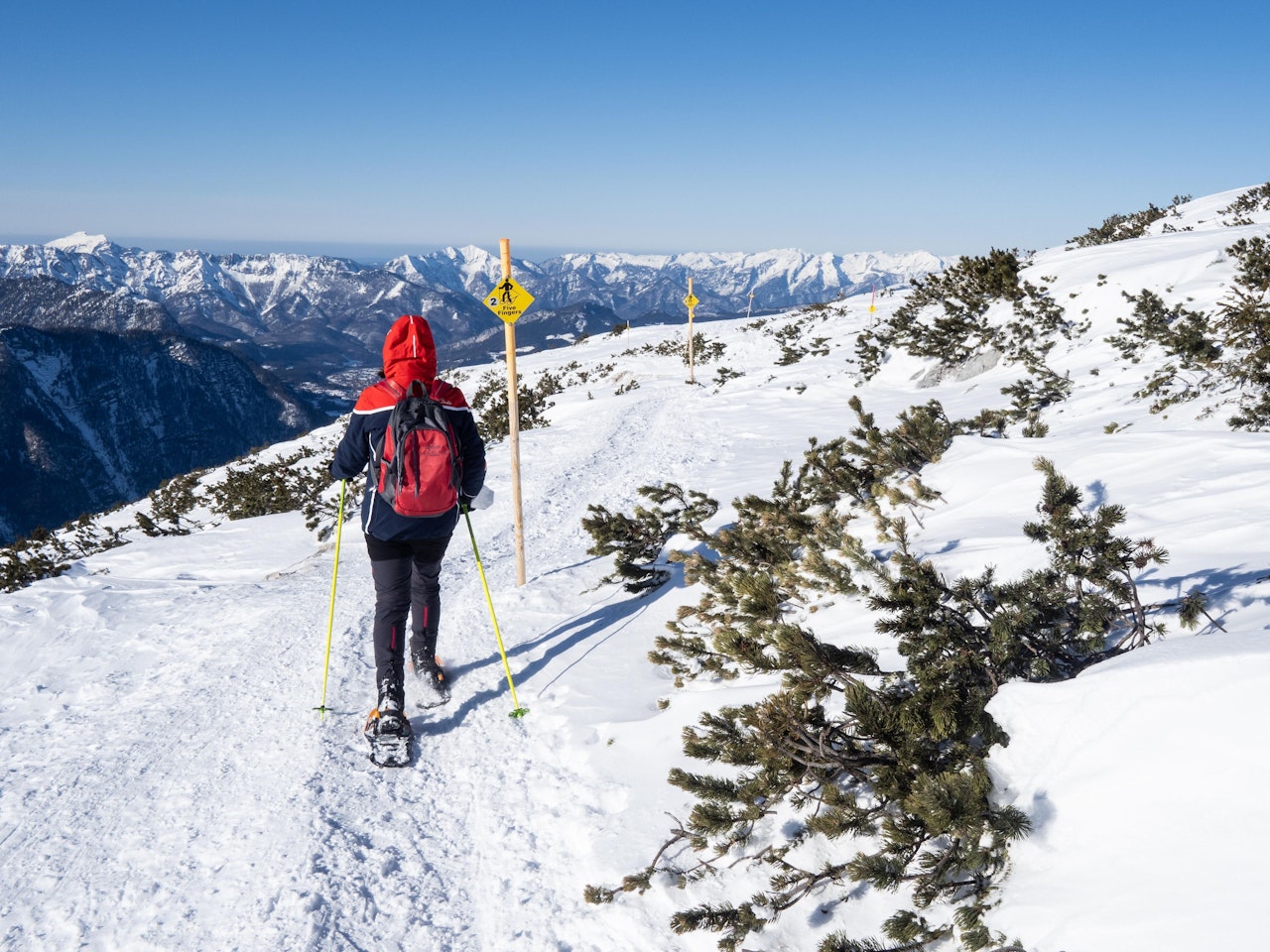 Heute.at - Mit Säugling – Paar blieb bei Bergtour im Schnee stecken