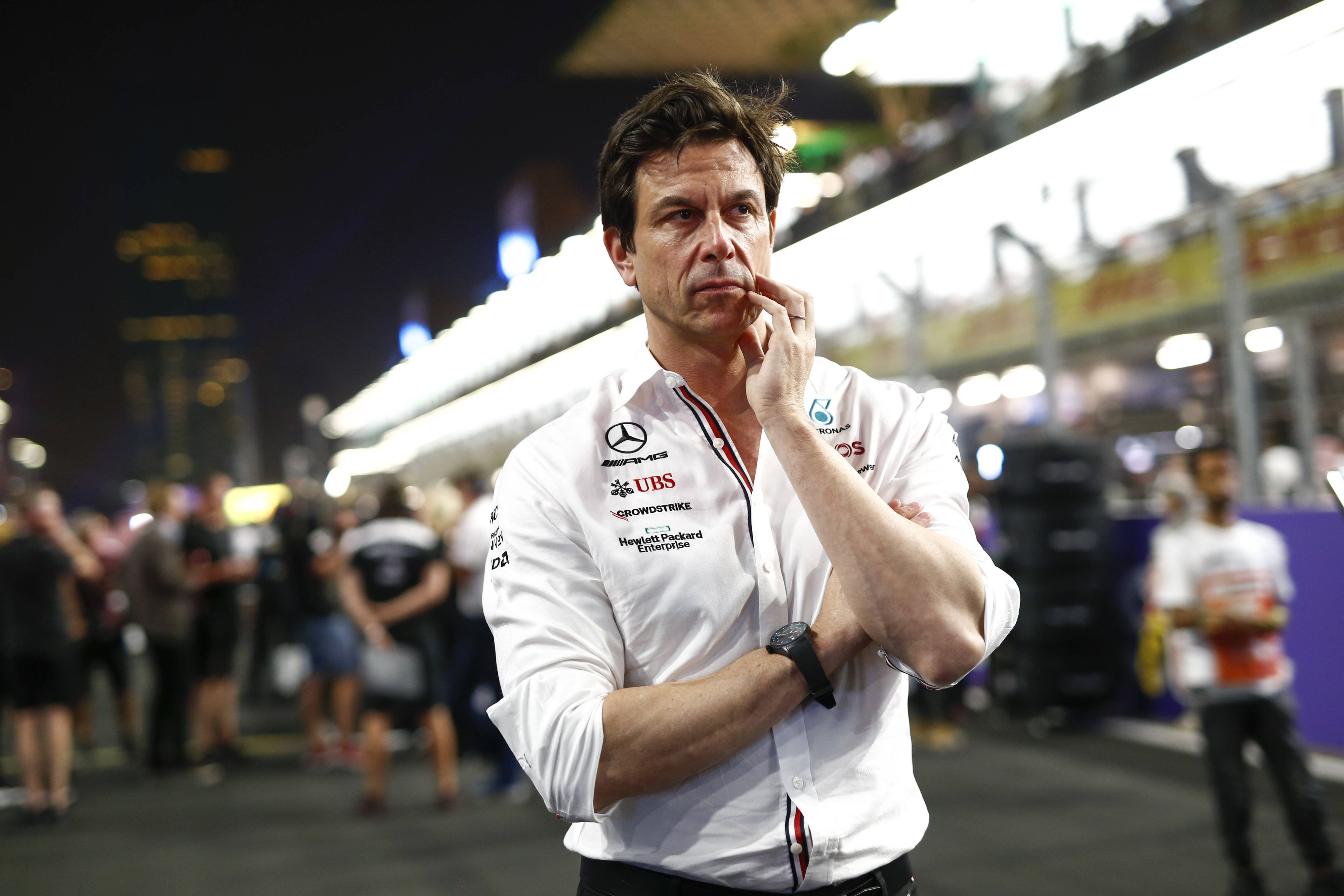 Toto Wolff glaubt nicht mehr an die Mercedes-Titelchance. 